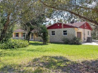 Foreclosed Home - 2403 LAKE TINY RD, 32738