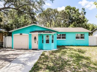 Foreclosed Home - 1512 PINE AVE, 32757