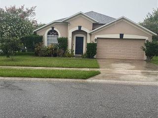 Foreclosed Home - 2001 CROSSCREEK CT, 32766