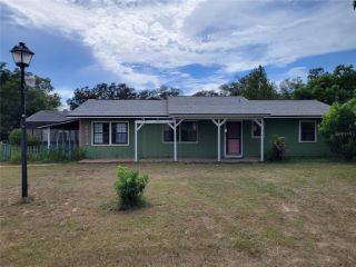Foreclosed Home - 40813 W 4TH AVE, 32784