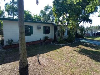 Foreclosed Home - 410 Balsam Ave, 32796
