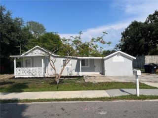 Foreclosed Home - 105 DUDLEY ST, 32805