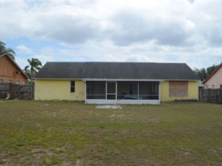 Foreclosed Home - 7013 GRAY SHADOW ST, 32818