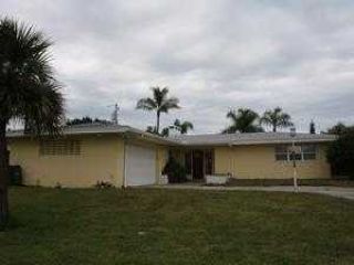 Foreclosed Home - 400 Bahama Dr, 32903