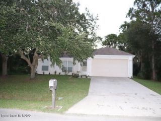 Foreclosed Home - 663 SANFORD ST SW, 32908