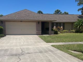 Foreclosed Home - 1190 CONTINENTAL AVE, 32940