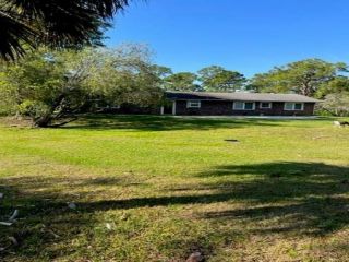 Foreclosed Home - 12525 83RD ST, 32948