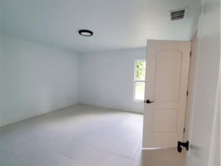 Foreclosed Home - 123 N PINE ST, 32948