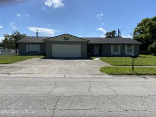 Foreclosed Home - 1447 FLOYD DR, 32955