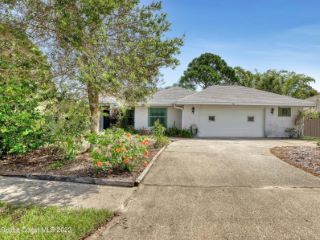 Foreclosed Home - 906 BERYL DR, 32955