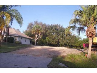 Foreclosed Home - 1114 COVERBROOK LN, 32958