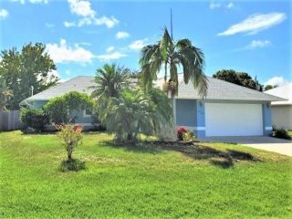 Foreclosed Home - 434 EASY ST, 32958
