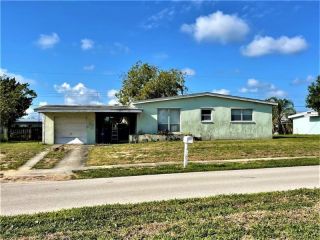 Foreclosed Home - 745 SCHUMANN DR, 32958