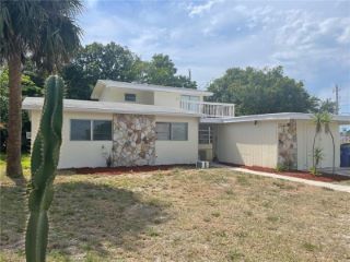 Foreclosed Home - 1575 14TH CT, 32960