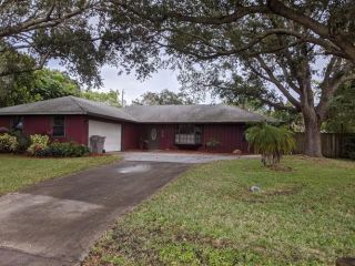 Foreclosed Home - 570 11th Ave, 32962