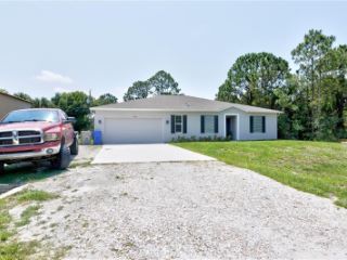 Foreclosed Home - 7985 98TH CT, 32967