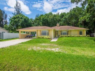 Foreclosed Home - 6025 6TH PL, 32968