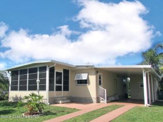 Foreclosed Home - 1020 ROYAL PALM DR, 32976