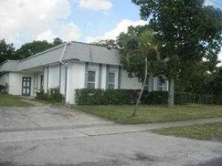 Foreclosed Home - 610 SW 2ND AVE, 33004
