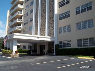 Foreclosed Home - 400 NE 12TH AVE APT 603, 33009