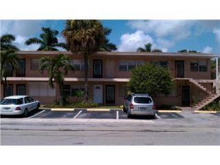 Foreclosed Home - 230 SW 11TH AVE APT 11B, 33009
