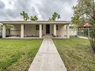 Foreclosed Home - 60 OLIVE DR, 33010