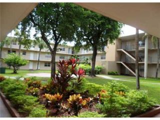 Foreclosed Home - 1330 W 54TH ST APT 207C, 33012