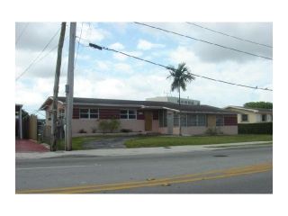 Foreclosed Home - 420 W 53RD ST, 33012