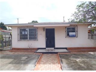 Foreclosed Home - 864 E 29TH ST, 33013