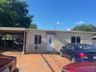 Foreclosed Home - 96 E 48TH ST, 33013