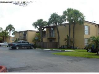 Foreclosed Home - 7220 FAIRWAY DR APT G8, 33014