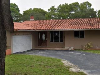 Foreclosed Home - 14371 LAKE CRESCENT PL, 33014