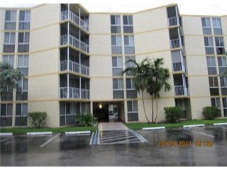 Foreclosed Home - 7075 NW 186TH ST APT C508, 33015