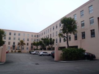 Foreclosed Home - 7400 W 20TH AVE APT 403, 33016