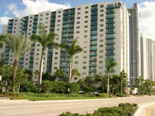 Foreclosed Home - 4001 S OCEAN DR APT 5L, 33019