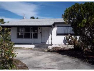 Foreclosed Home - 2011 N 22ND AVE, 33020