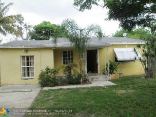 Foreclosed Home - 2847 MAYO ST, 33020