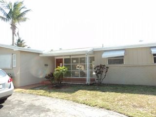 Foreclosed Home - 806 N 46TH AVE, 33021