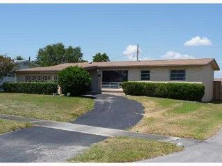 Foreclosed Home - 2012 N 35TH AVE, 33021