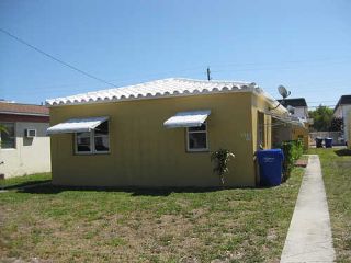 Foreclosed Home - 1944 N 46TH AVE, 33021