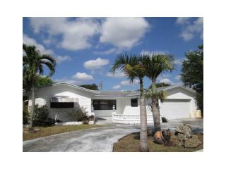 Foreclosed Home - 1920 N 46th Ave, 33021