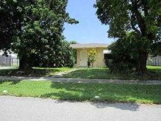 Foreclosed Home - 3141 SW 36TH AVE, 33023