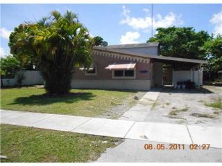 Foreclosed Home - 3400 SW 47TH AVE, 33023