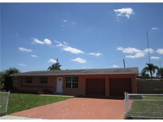 Foreclosed Home - 4648 SW 31ST DR, 33023