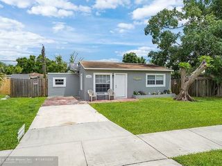 Foreclosed Home - 6109 FLAGLER ST, 33023