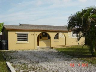 Foreclosed Home - 7471 FARRAGUT ST, 33024