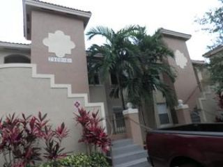 Foreclosed Home - 7900 NW 6TH ST APT 203, 33024