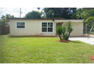 Foreclosed Home - 6304 Arthur St, 33024
