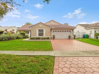 Foreclosed Home - 1920 SW 126TH AVE, 33027