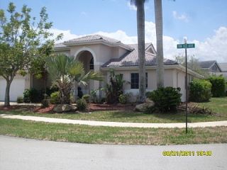 Foreclosed Home - 960 NW 197TH AVE, 33029